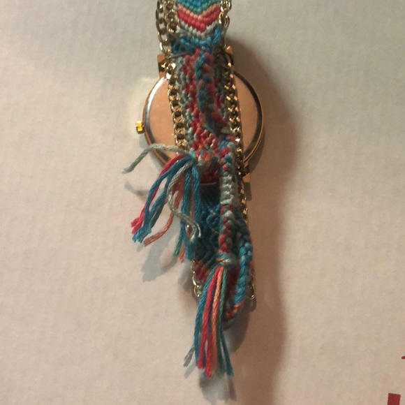 Handmade Quartz Geneva Watch - Picture 8 of 10